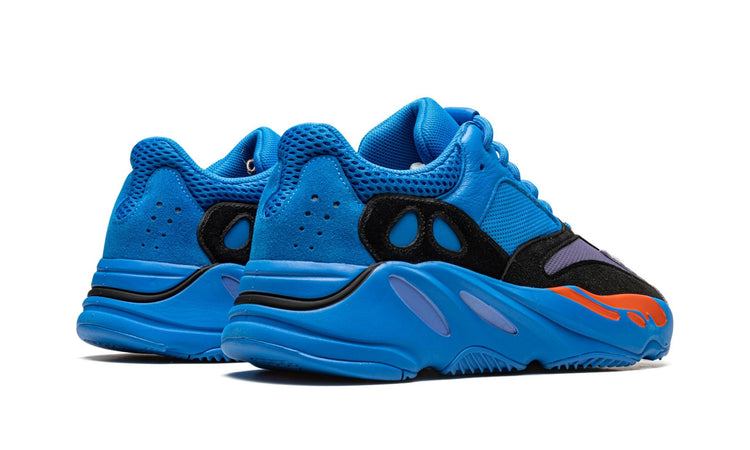 YEEZY BOOST 700 "Hi-Res Blu" HP6674