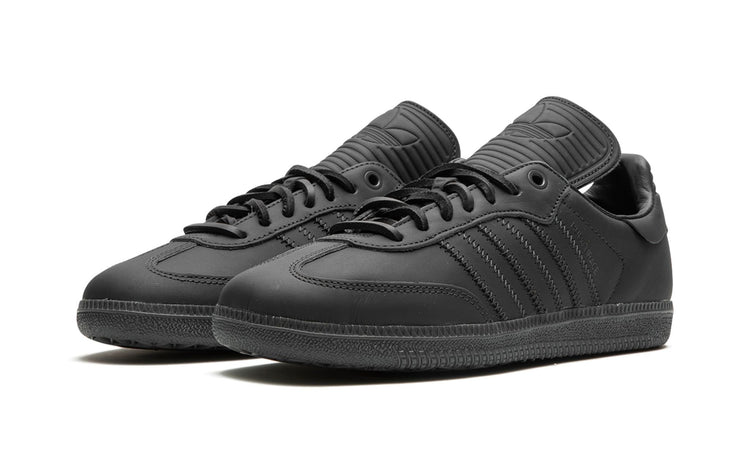Humanrace Samba "Pharrell Williams - Charcoal" Sneaker IE7291
