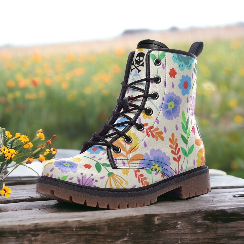 Hippie Art Zone - Spring & Flowers / Gothic, Punk, Combat Boots In Unisex