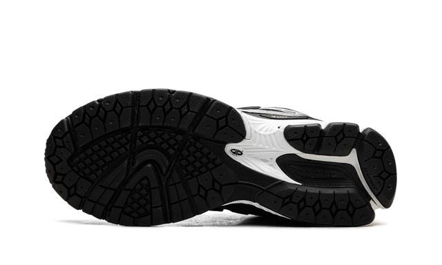 1906R "Black Grey White" U1906RCF