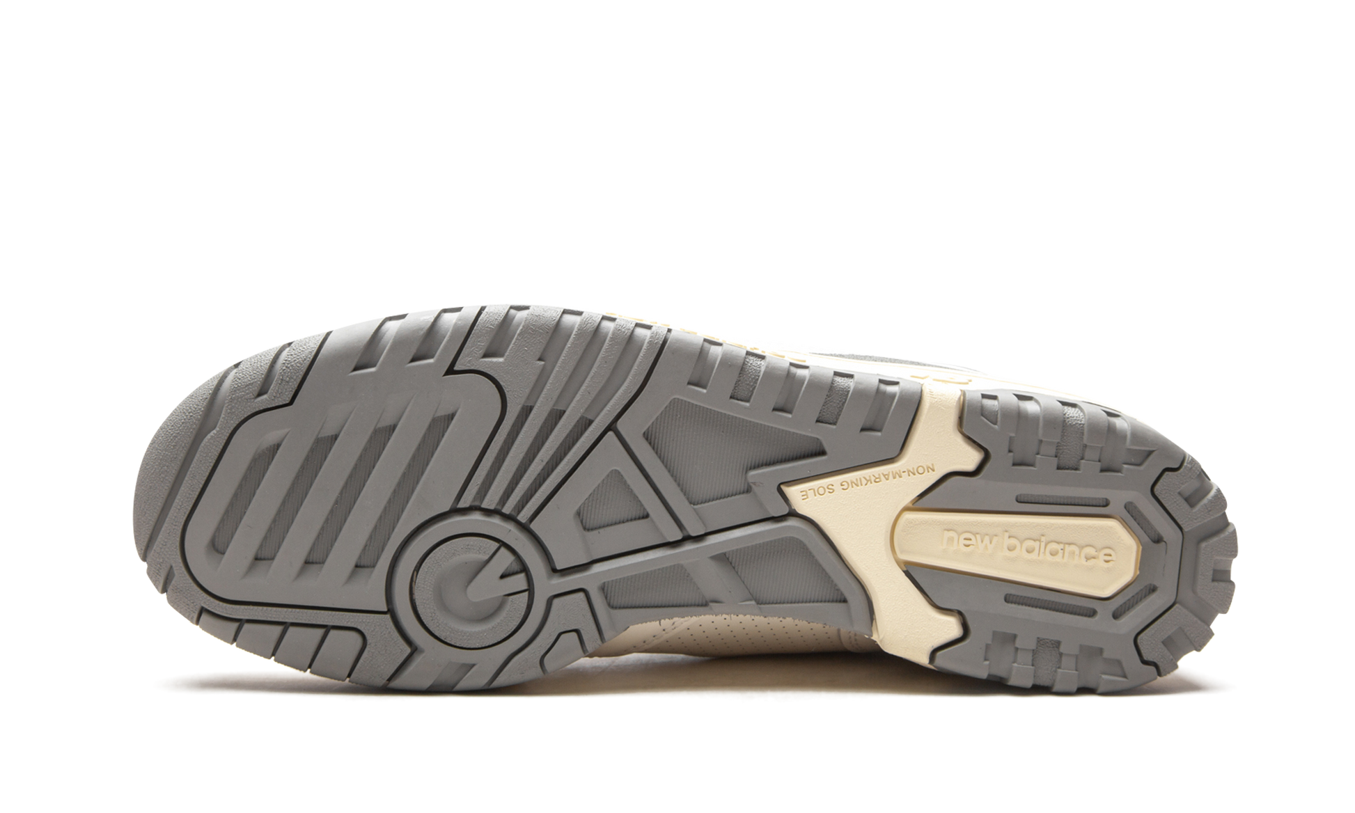 550 "aimé Leon Dore - Silver" - 5