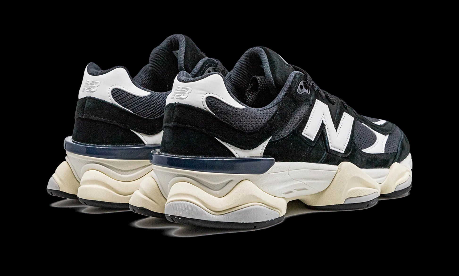 9060 "Black / White"