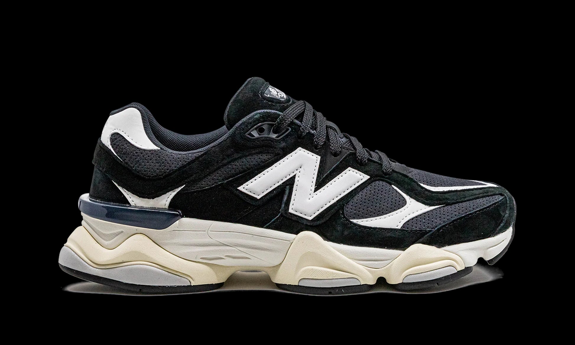 9060 "Black / White"