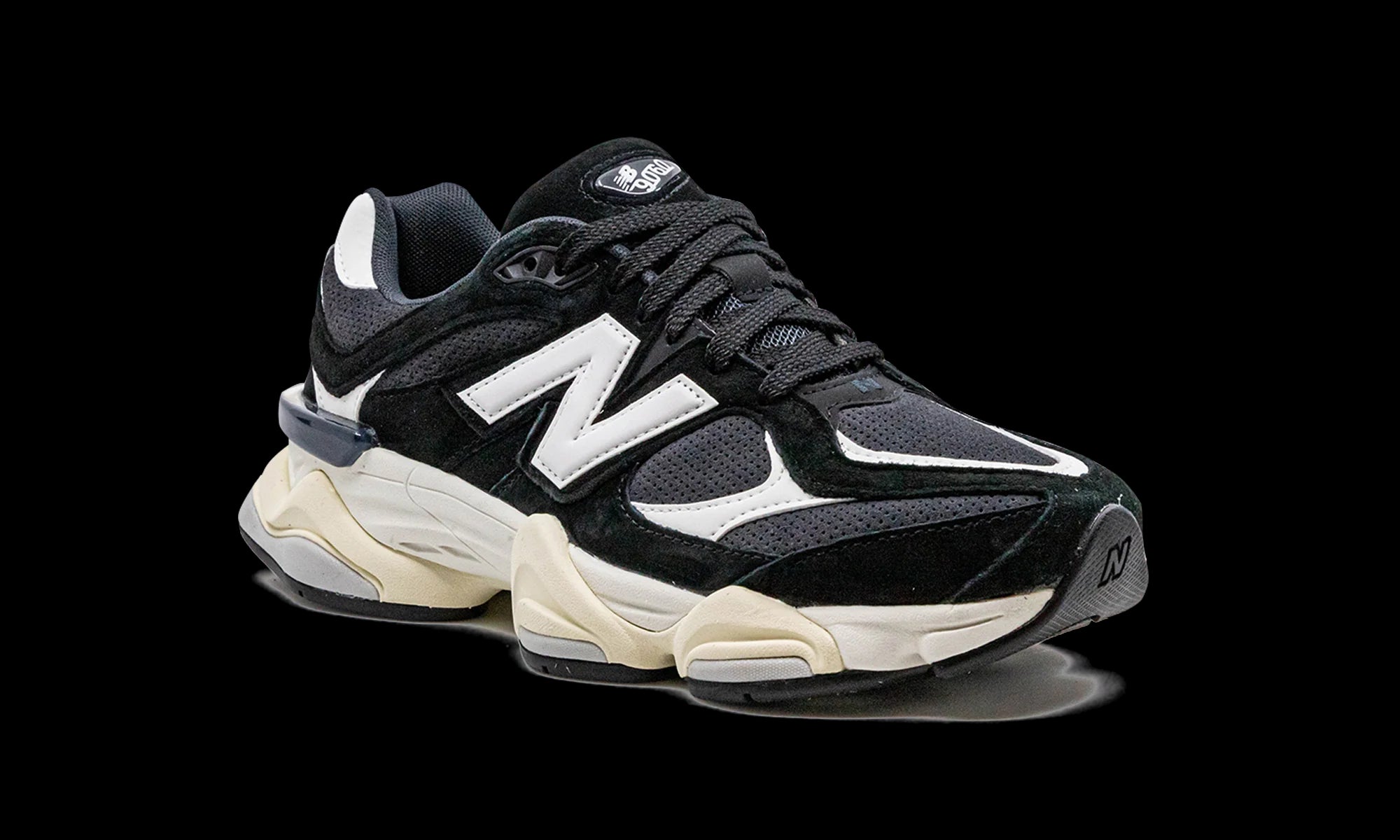 9060 "Black / White"