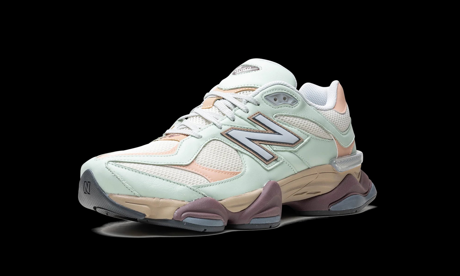 9060 "Clay Ash"