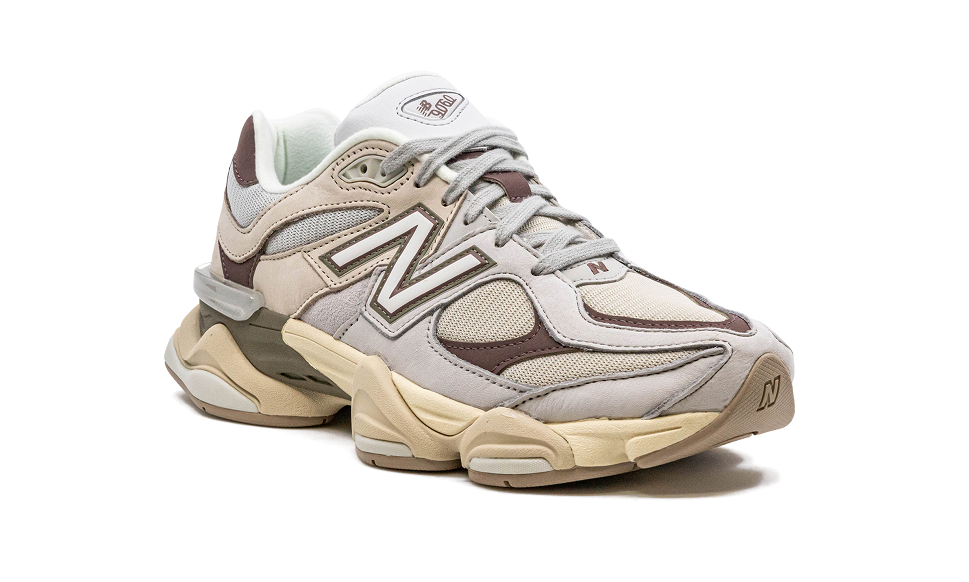 9060 "grey Matter / Timberwolf" - 7