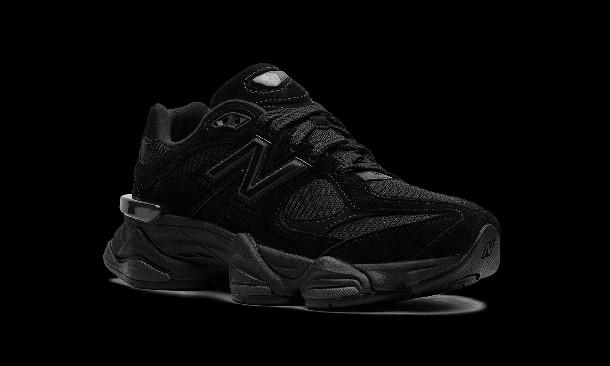 9060 "Triple Black"