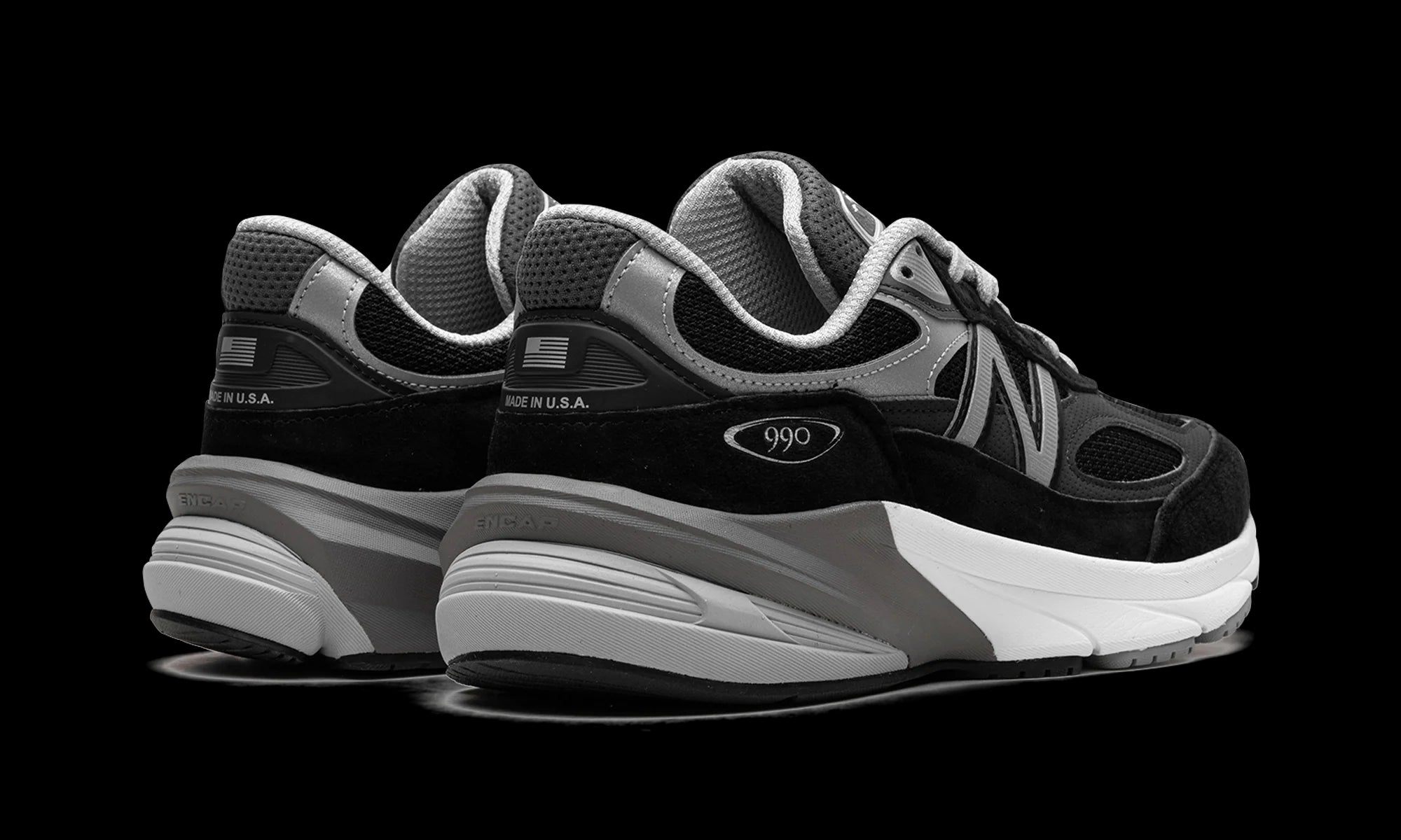 990v6 "Black / Silver"