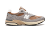 993 