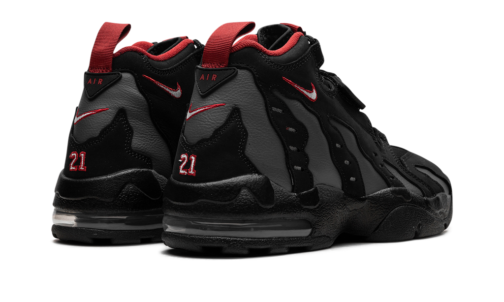 AIR DT MAX &#39;96 &quot;Falcons&quot; HQ3620 010