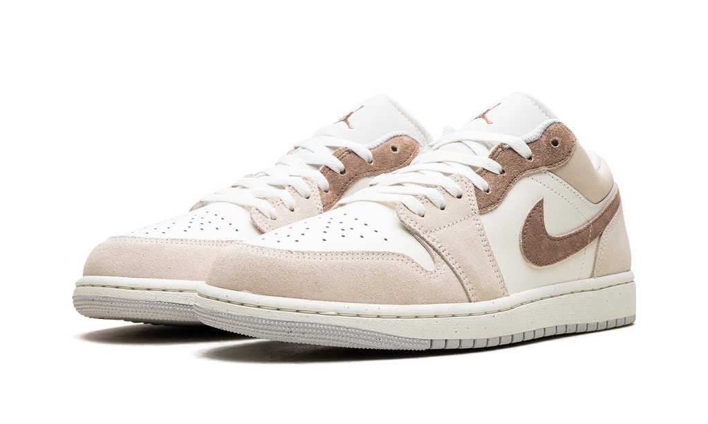 Air Jordan 1 Low &quot;Light Brown&quot; HF1567 200