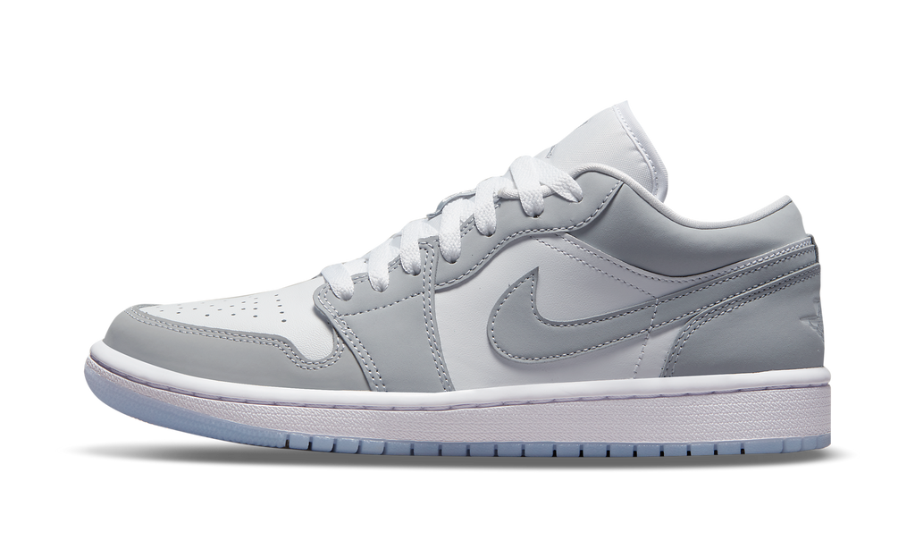 Air Jordan 1 Low WMNS &quot;White / Wolf Grey&quot; DC0774 105