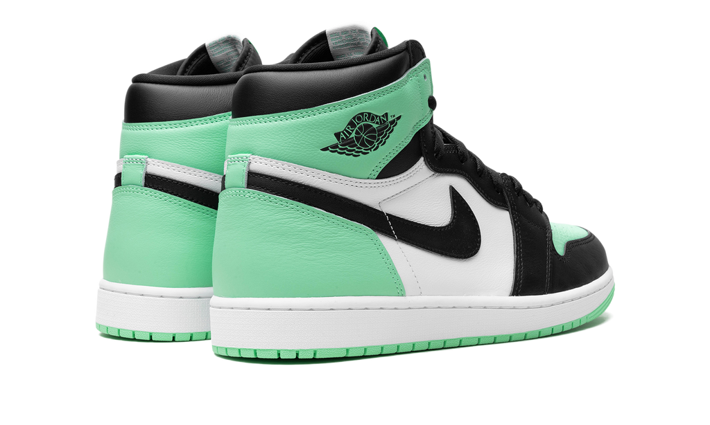 Air Jordan 1 Retro High OG &quot;Green Glow&quot; DZ5485 130