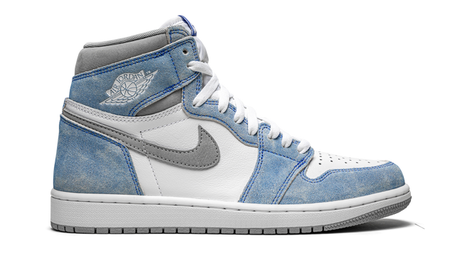 Air Jordan 1 Retro High OG &quot;Hyper Royal&quot; 555088 402