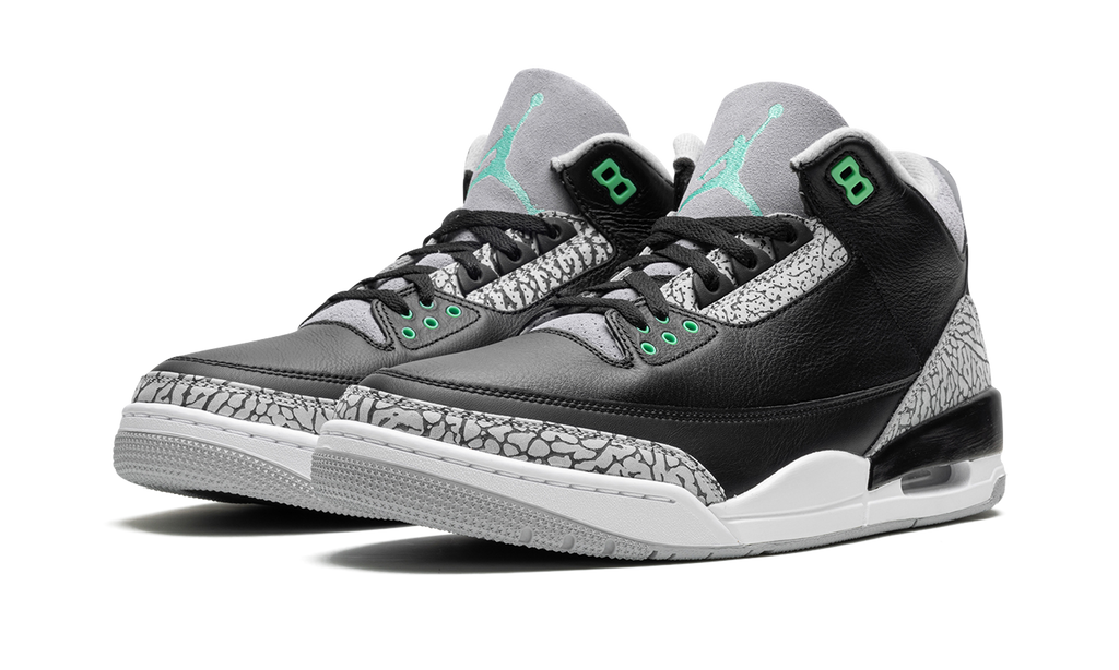 Air Jordan 3 Retro &quot;Green Glow&quot; CT8532 031