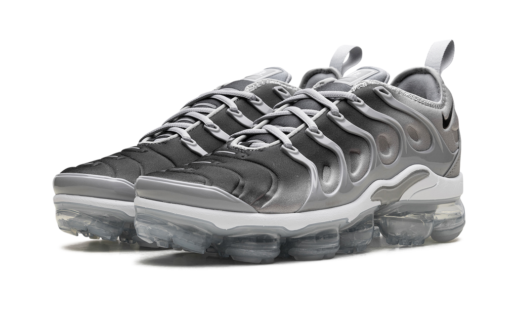 Air Vapormax Plus &quot;Silver Gradient&quot; 924453 007