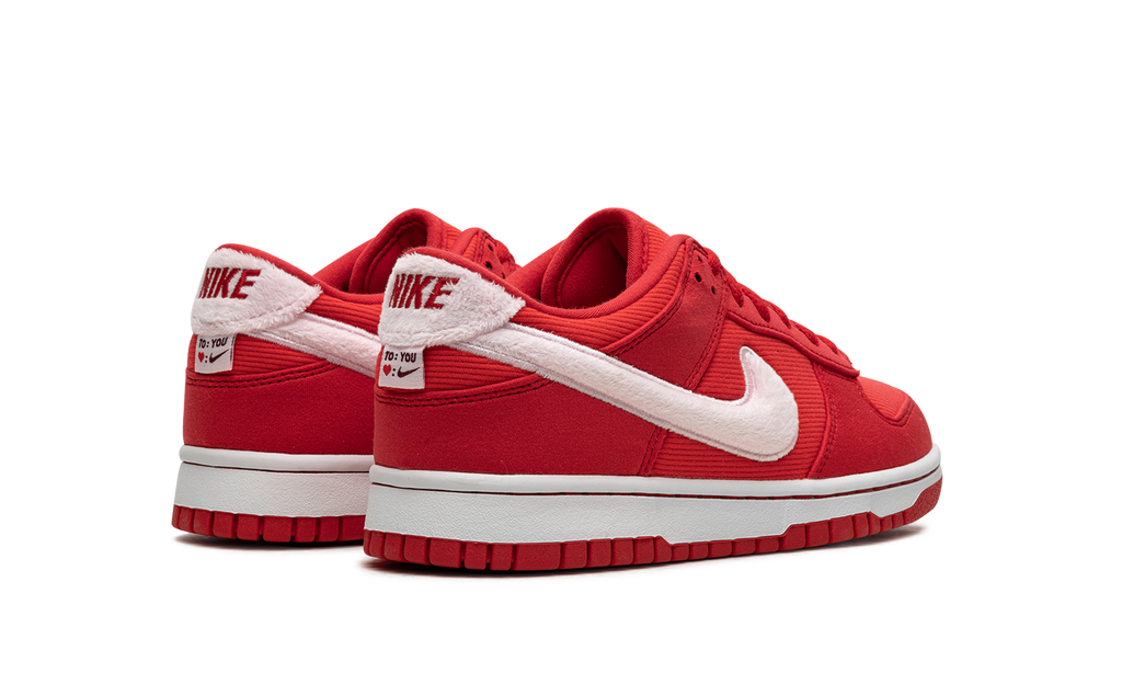 Dunk Low GS &quot;Valentine&#39;s Day Solemates&quot; FZ3548 612