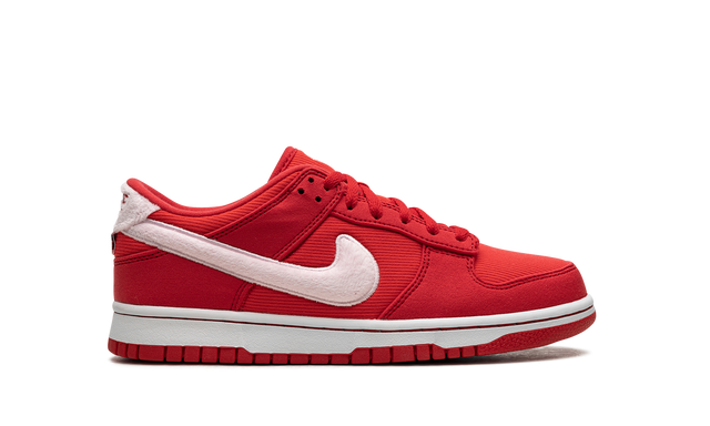 Dunk Low GS &quot;Valentine&#39;s Day Solemates&quot; FZ3548 612