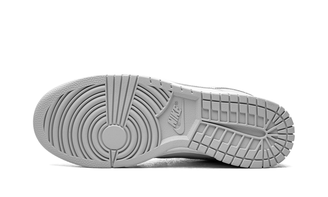 Dunk Low "Grey Fog" Sneaker DD1391 103