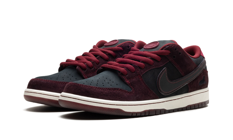 SB Dunk Low "Riot Skateshop" FZ1289 200