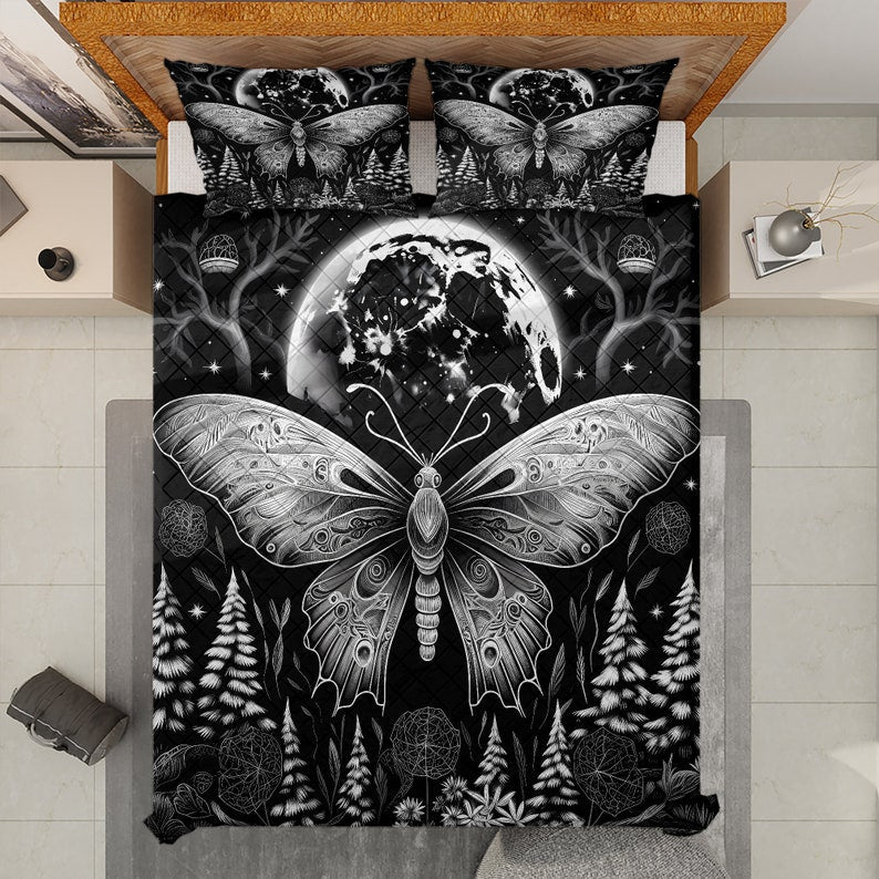 Hippie Art Zone - Vintage Butterfly and Moon Quilt Bedding Set For Hippie