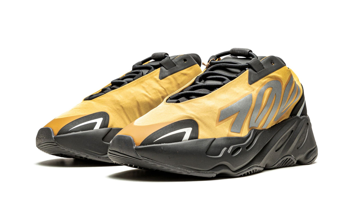 Yeezy 700 MNVN &quot;Honey Flux&quot; GZ0717