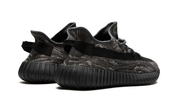 Yeezy Boost 350 V2 &quot;MX Dark Salt&quot; ID4811