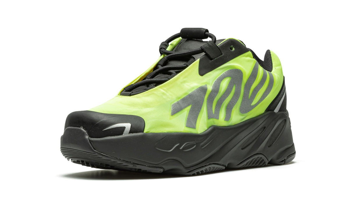 Yeezy Boost 700 MNVN KIDS &quot;Phosphor&quot; FY3724