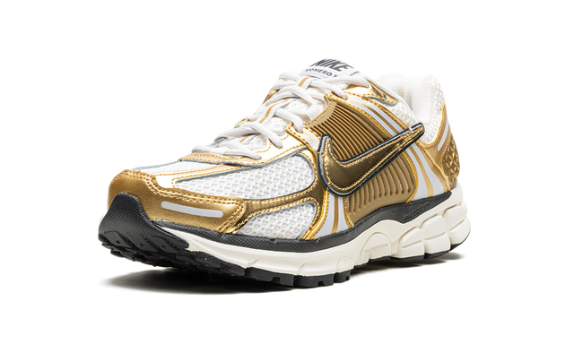 Zoom Vomero 5 WMNS &quot;Metallic Gold&quot; HF7723 001