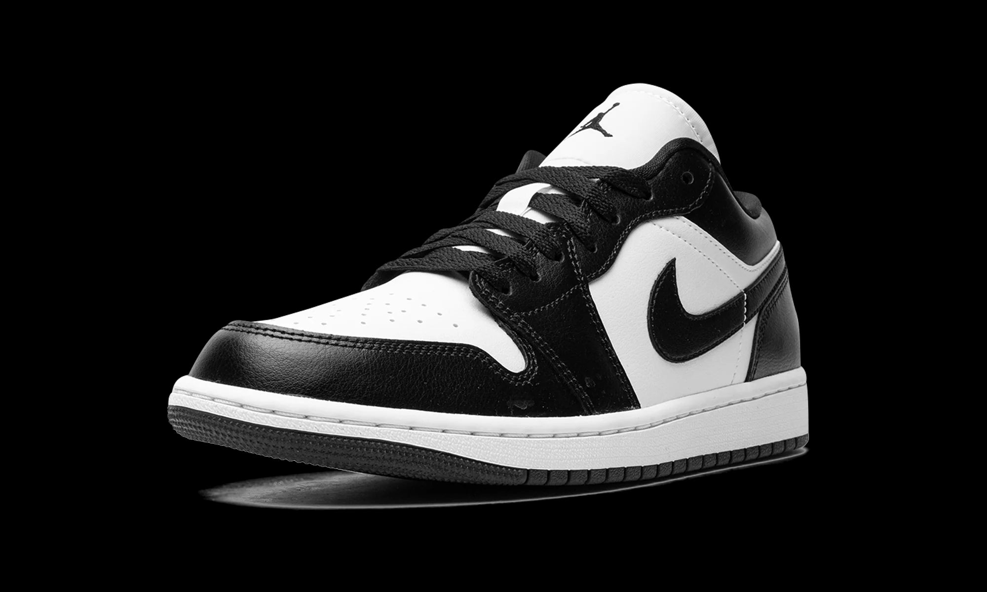 Air Jordan 1 Low WMNS "Panda" DC0774 101