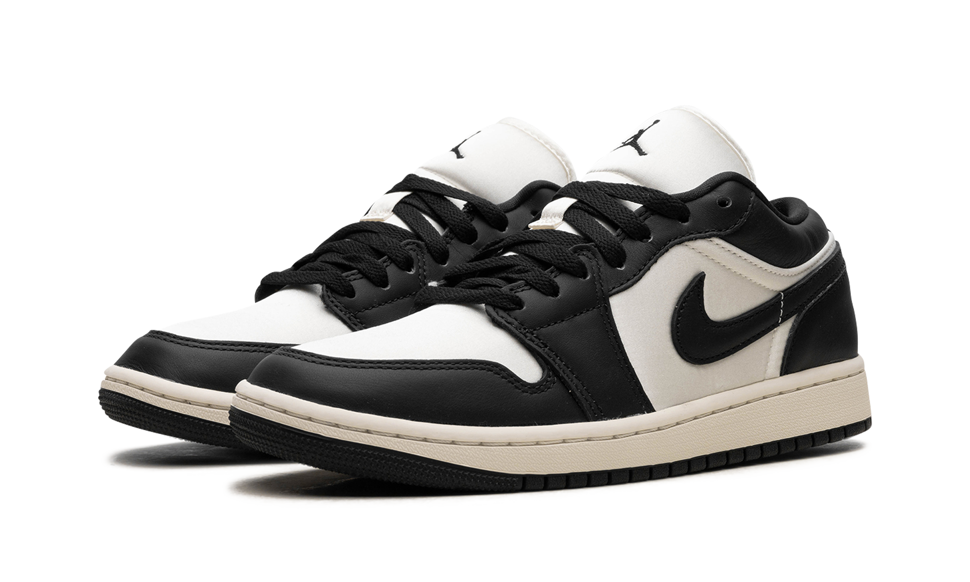 Air Jordan 1 Low Wmns "vintage Panda" - 2