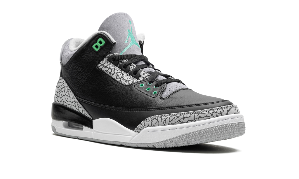 Air Jordan 3 Retro "Green Glow" CT8532 031