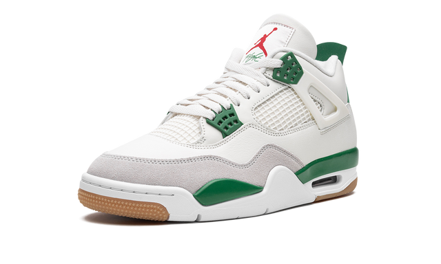 Air Jordan 4 Retro SB "Pine Green" DR5415 103