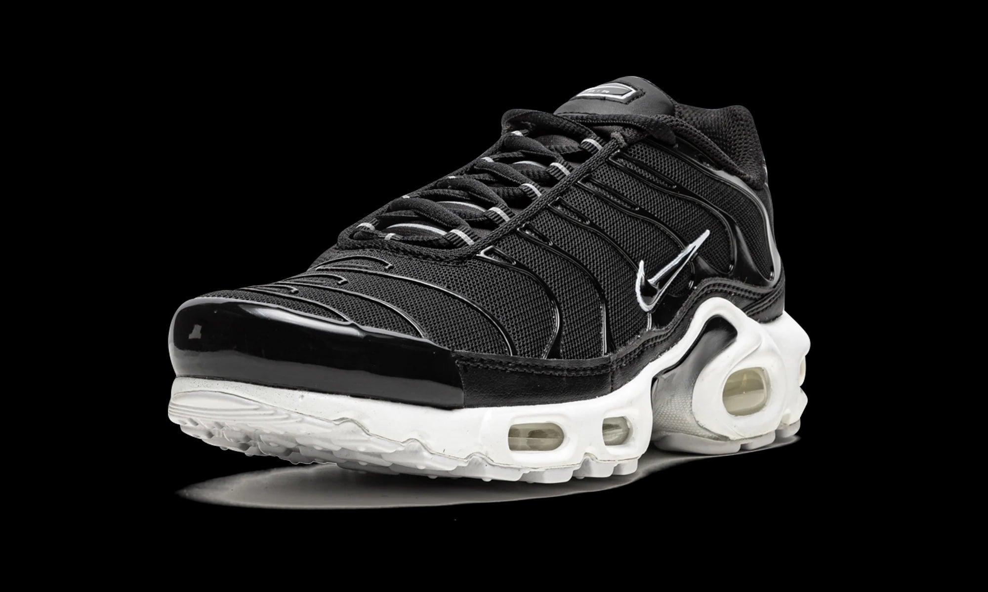 AIR MAX PLUS MNS WMNS "Black / White"