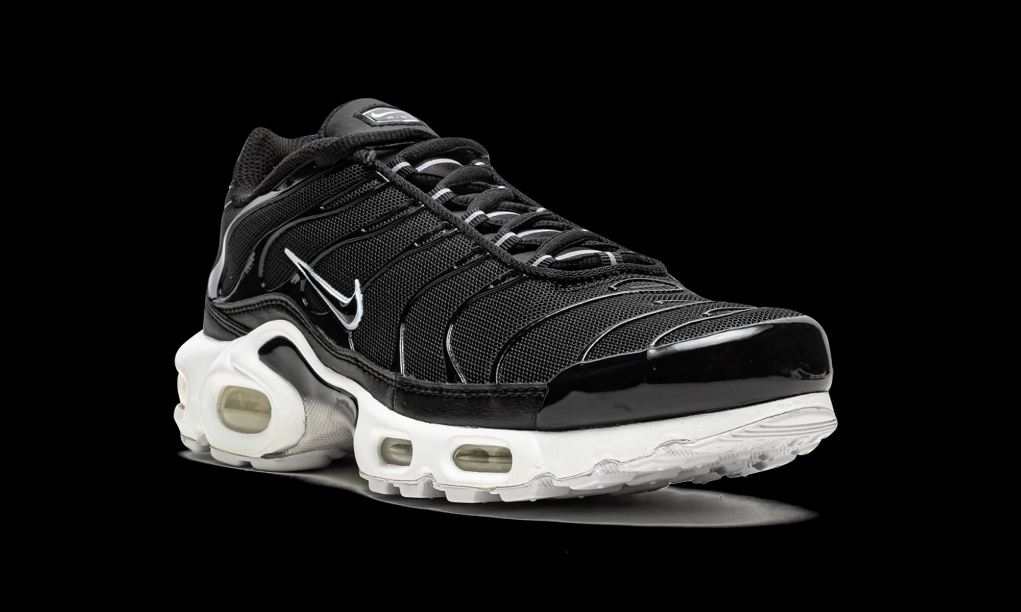 AIR MAX PLUS MNS WMNS "Black / White"