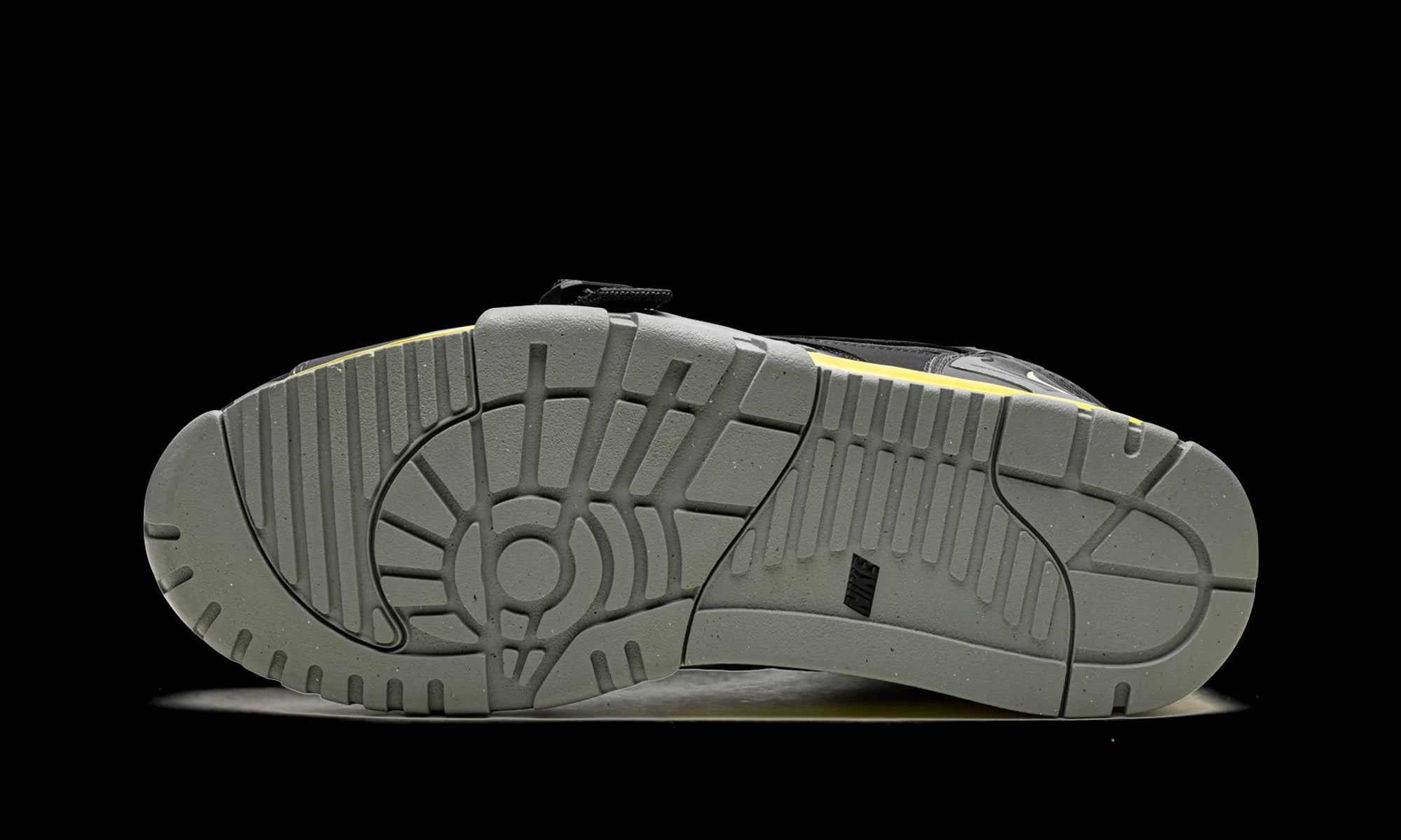 Air Trainer 1 SP "Dark Smoke Grey"