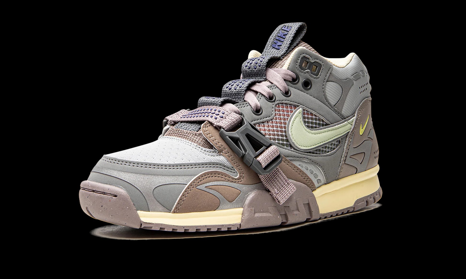 Air Trainer 1 SP "Light Smoke"