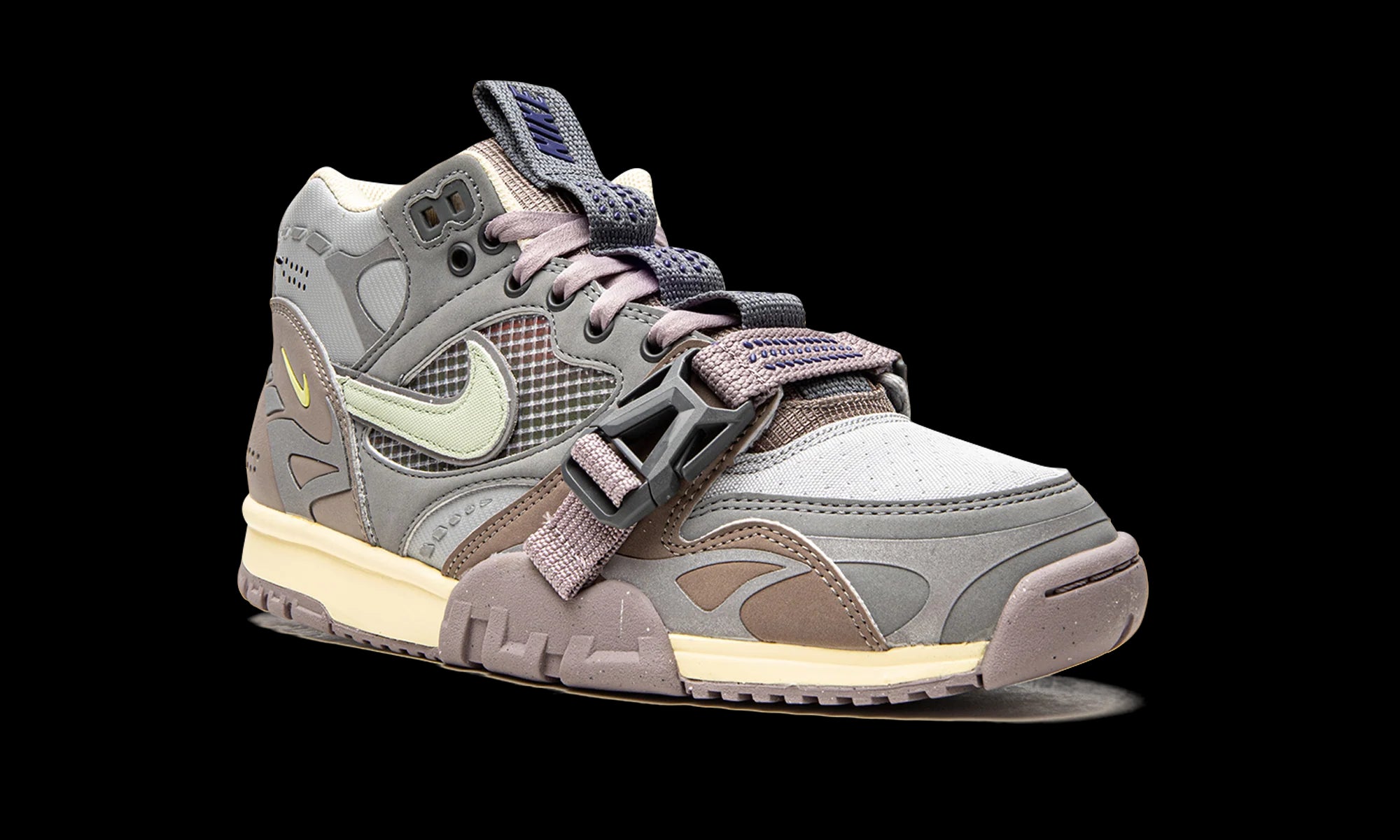 Air Trainer 1 SP "Light Smoke"