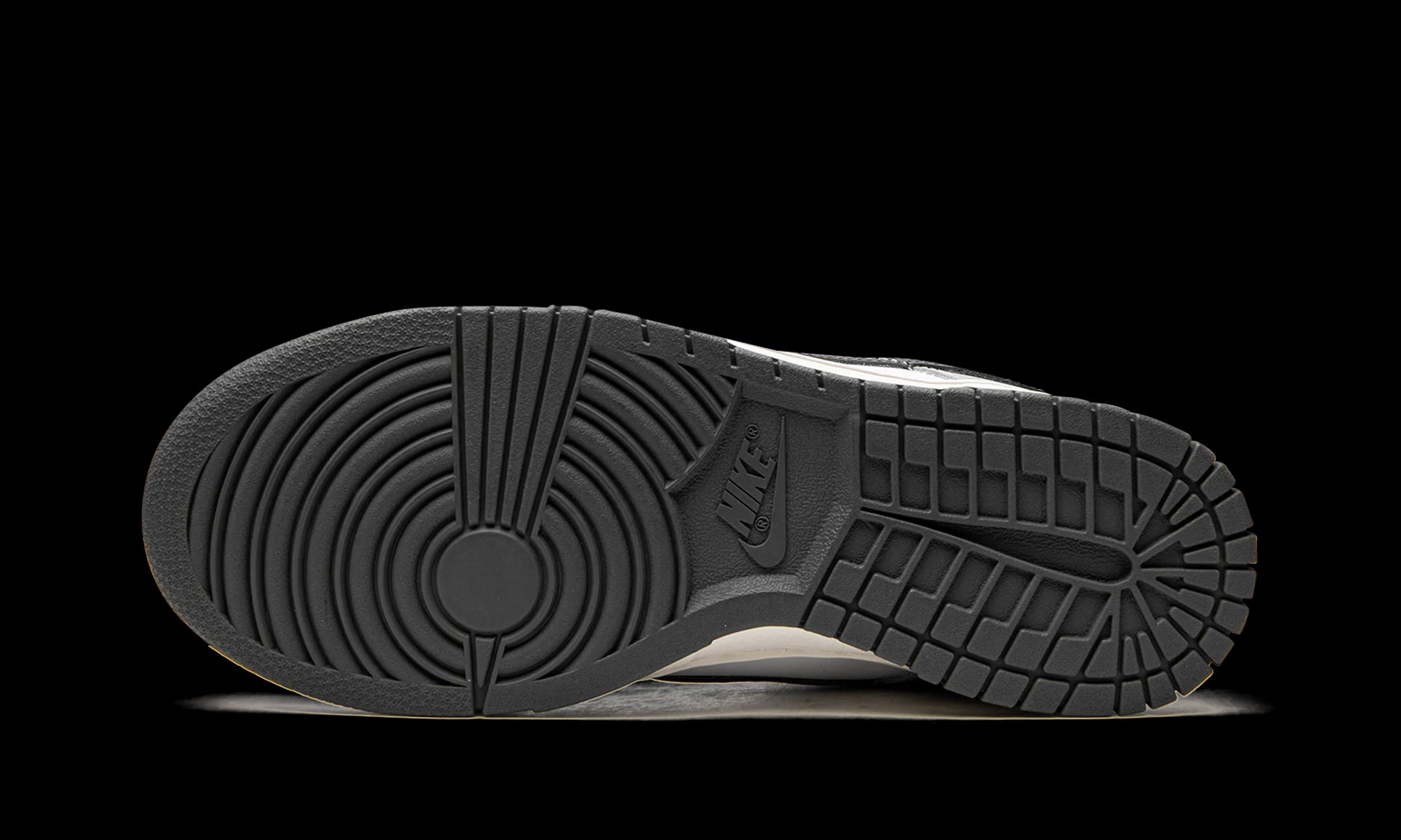 DUNK LO MNS WMNS "Light Smoke Grey" DD1503 117