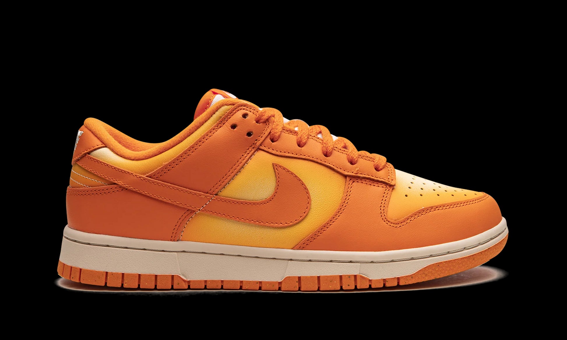DUNK LO MNS WMNS "Magma Orange" DX2953 800
