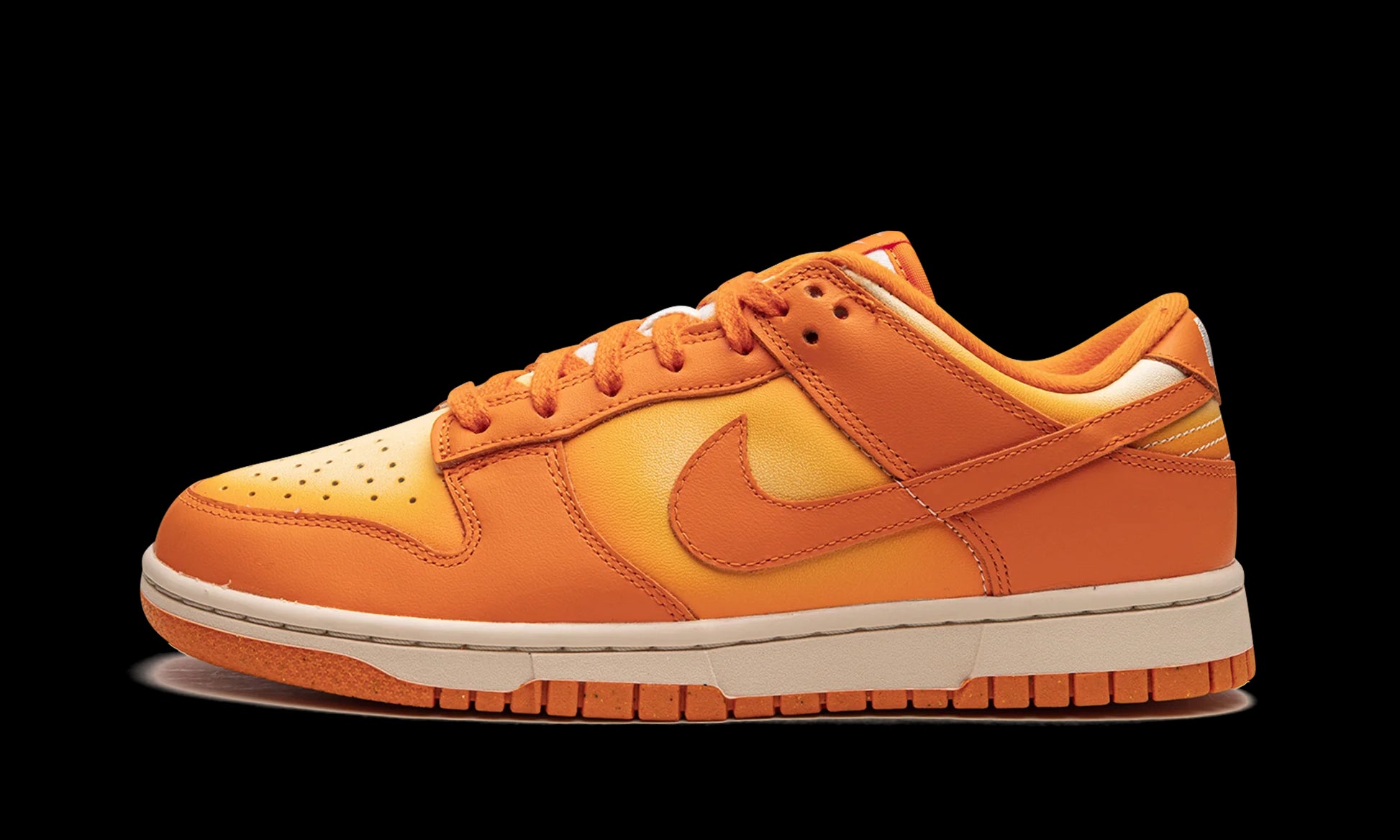 DUNK LO MNS WMNS "Magma Orange" DX2953 800