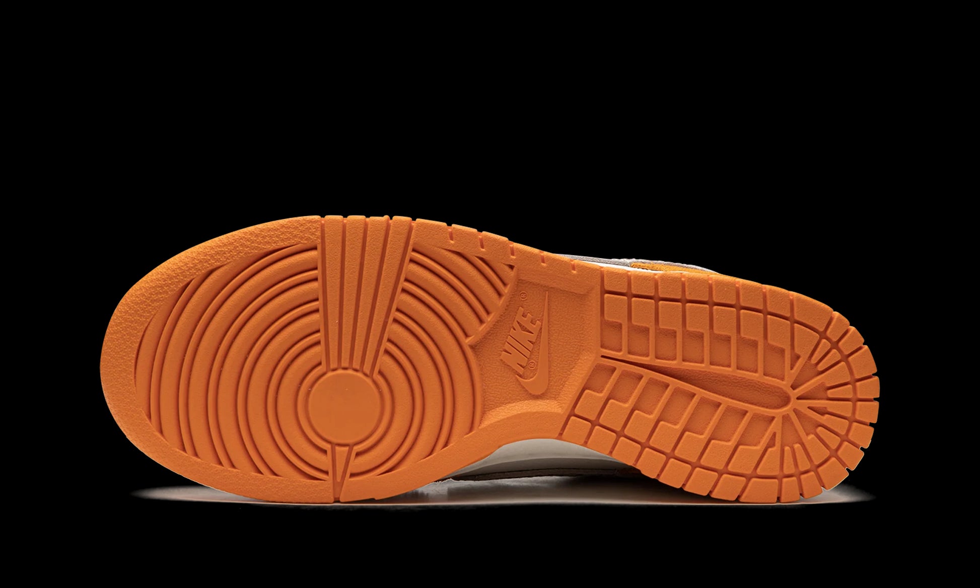 Dunk Low AS "Safari Swoosh Kumquat" DR0156 800