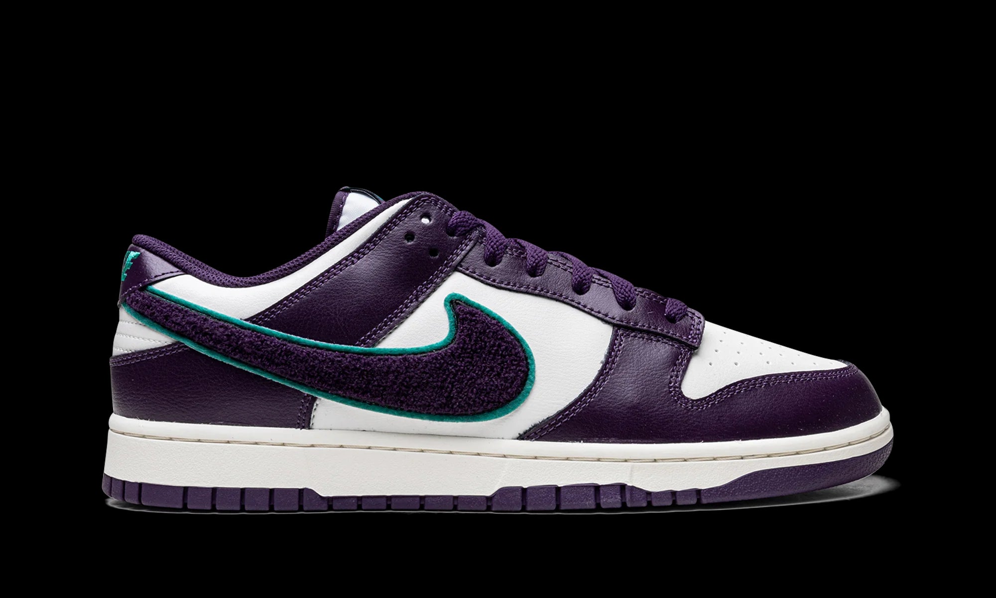 Dunk Low "Chenille Swoosh - Grand Purple" DQ7683 100