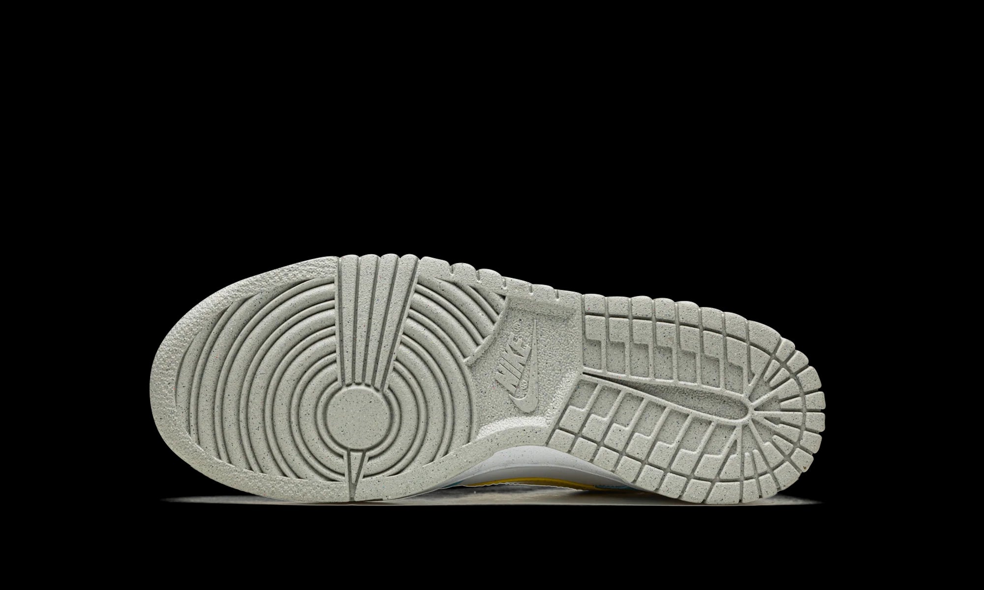 Dunk Low GS "Homer Simpson" DX3382 400