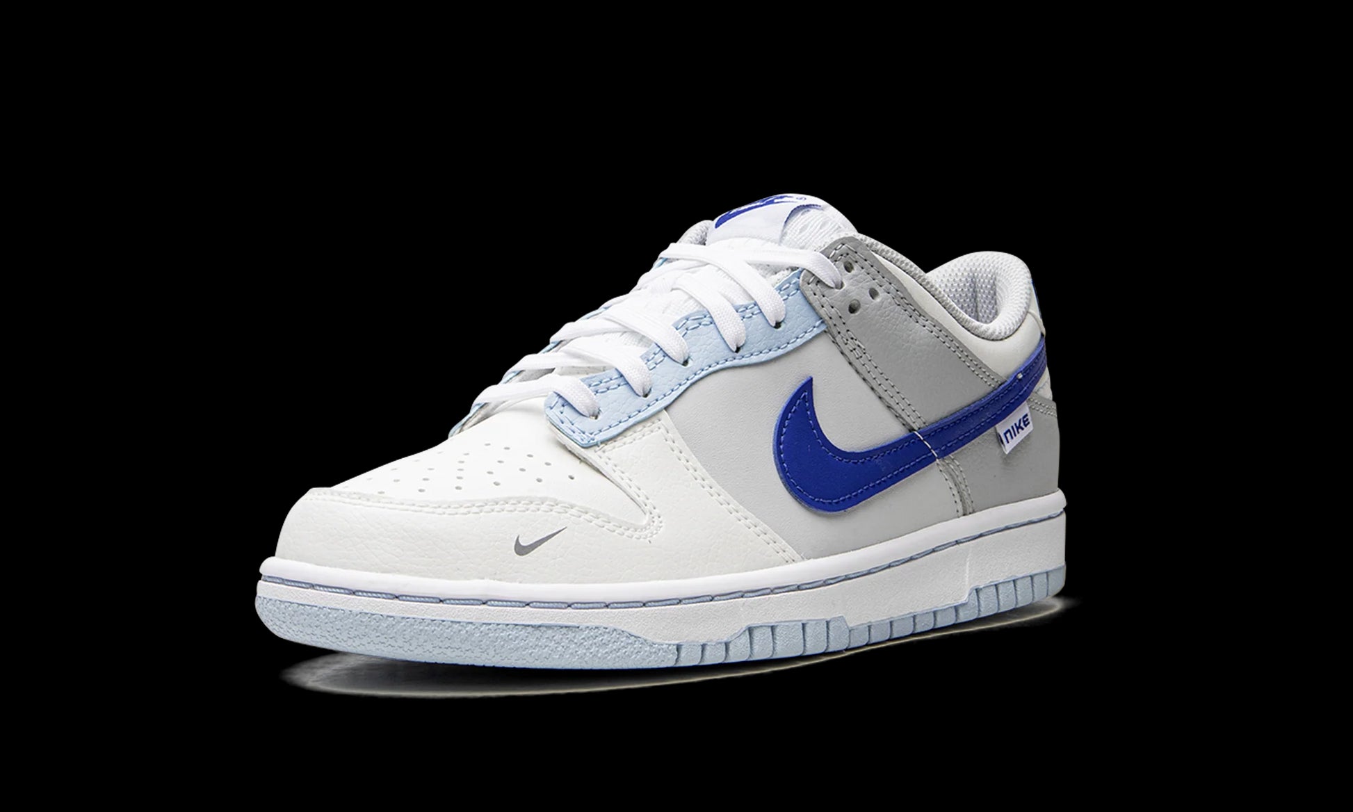 Dunk Low GS "Ivory / Hyper Royal" FB1843 141