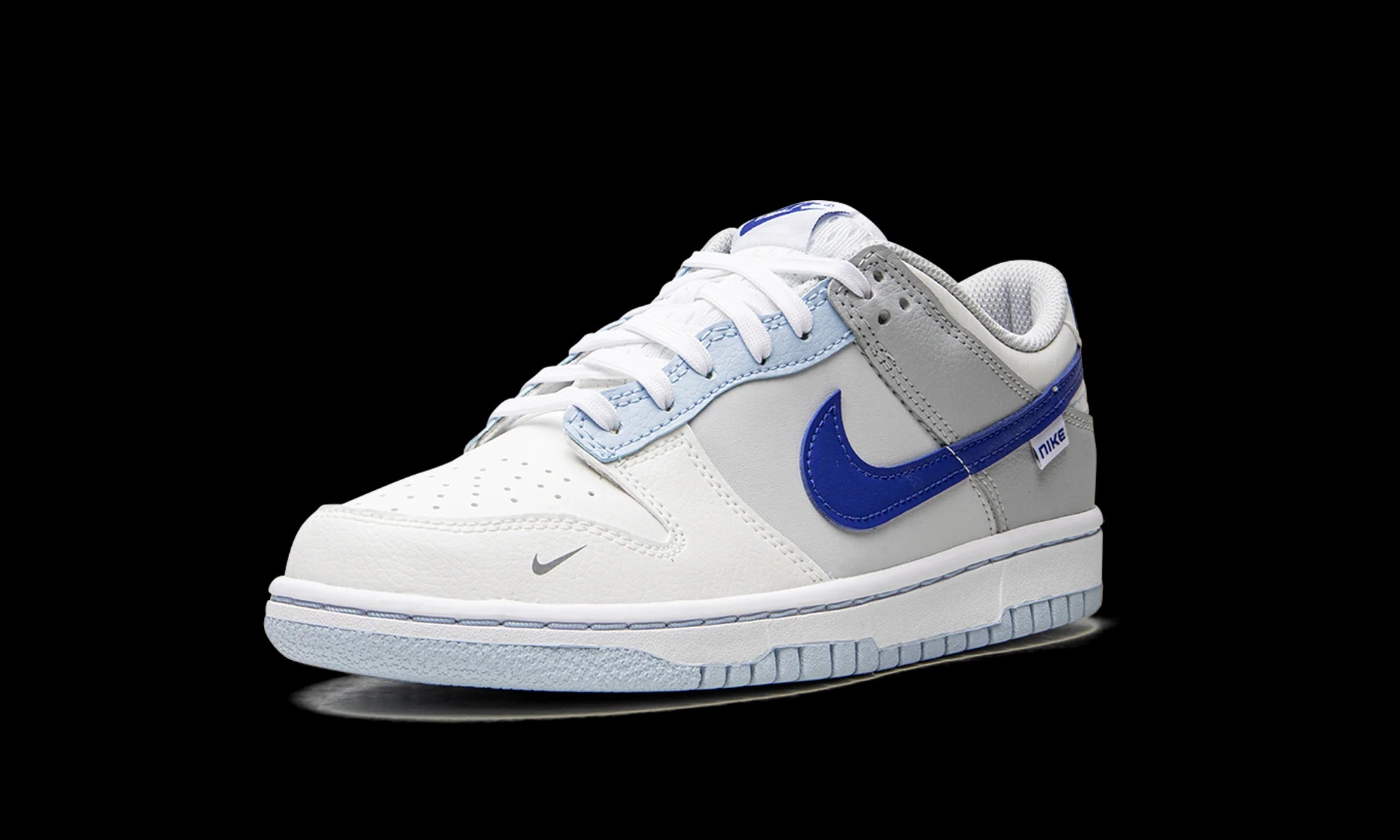 Dunk Low GS "Ivory / Hyper Royal" FB1843 141