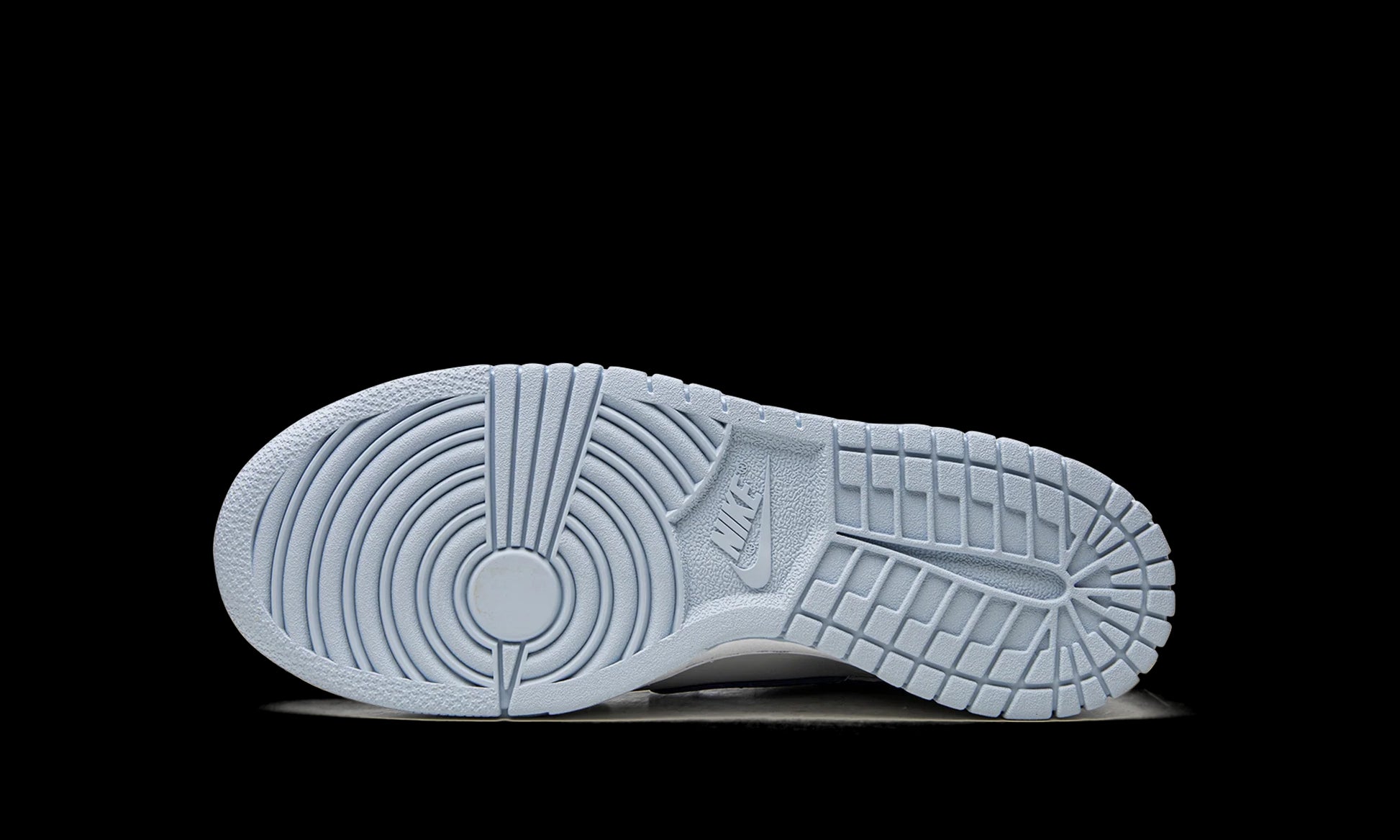 Dunk Low GS "Ivory / Hyper Royal" FB1843 141