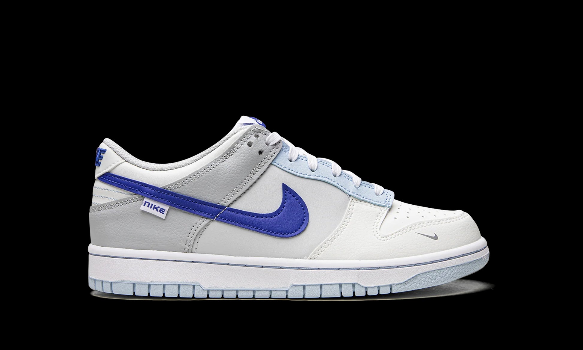 Dunk Low GS "Ivory / Hyper Royal" FB1843 141