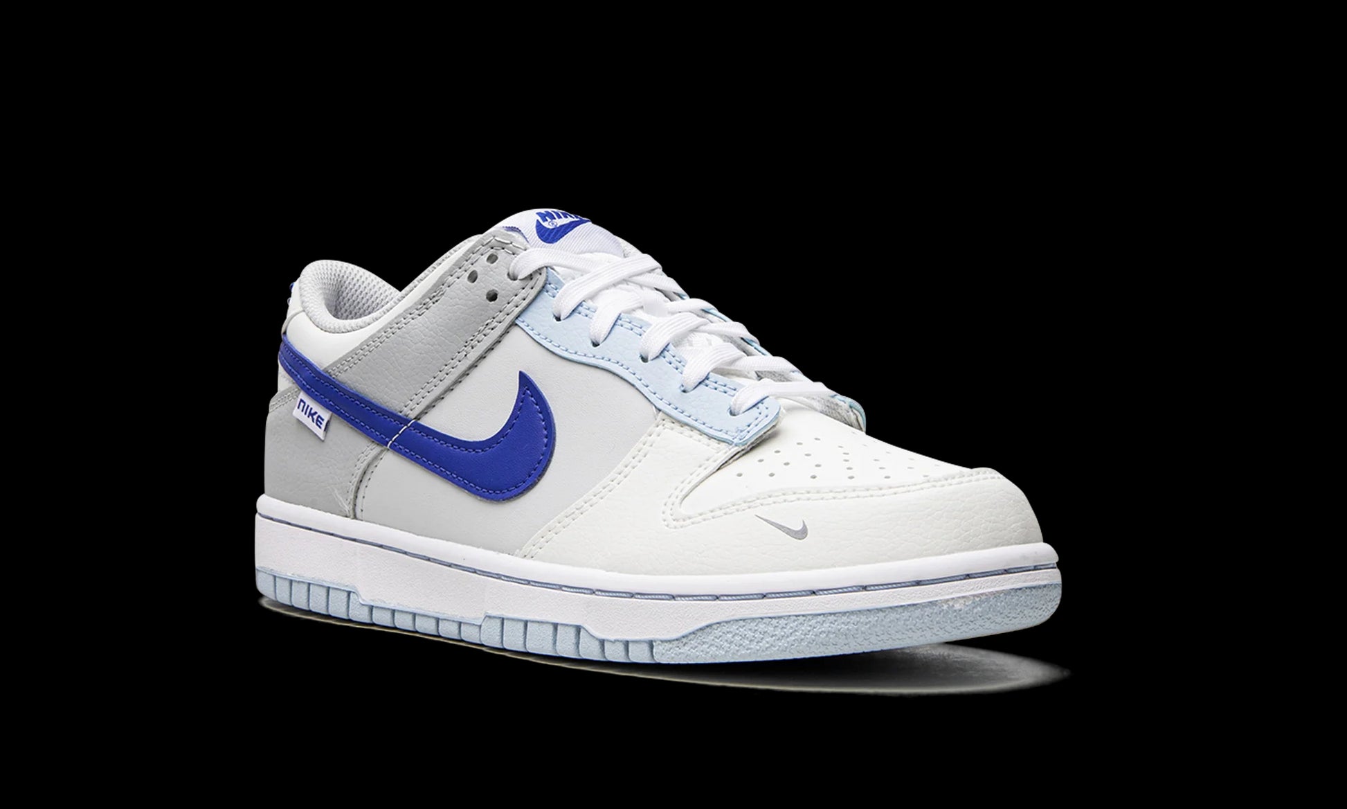 Dunk Low GS "Ivory / Hyper Royal" FB1843 141