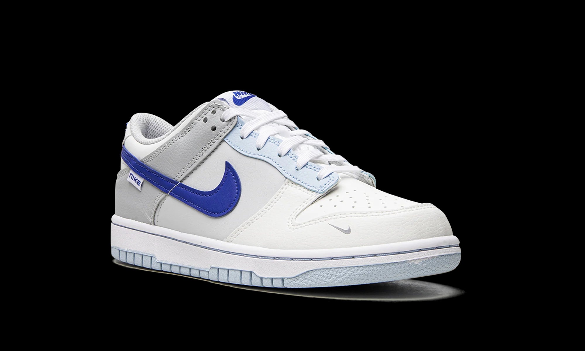 Dunk Low GS "Ivory / Hyper Royal" FB1843 141